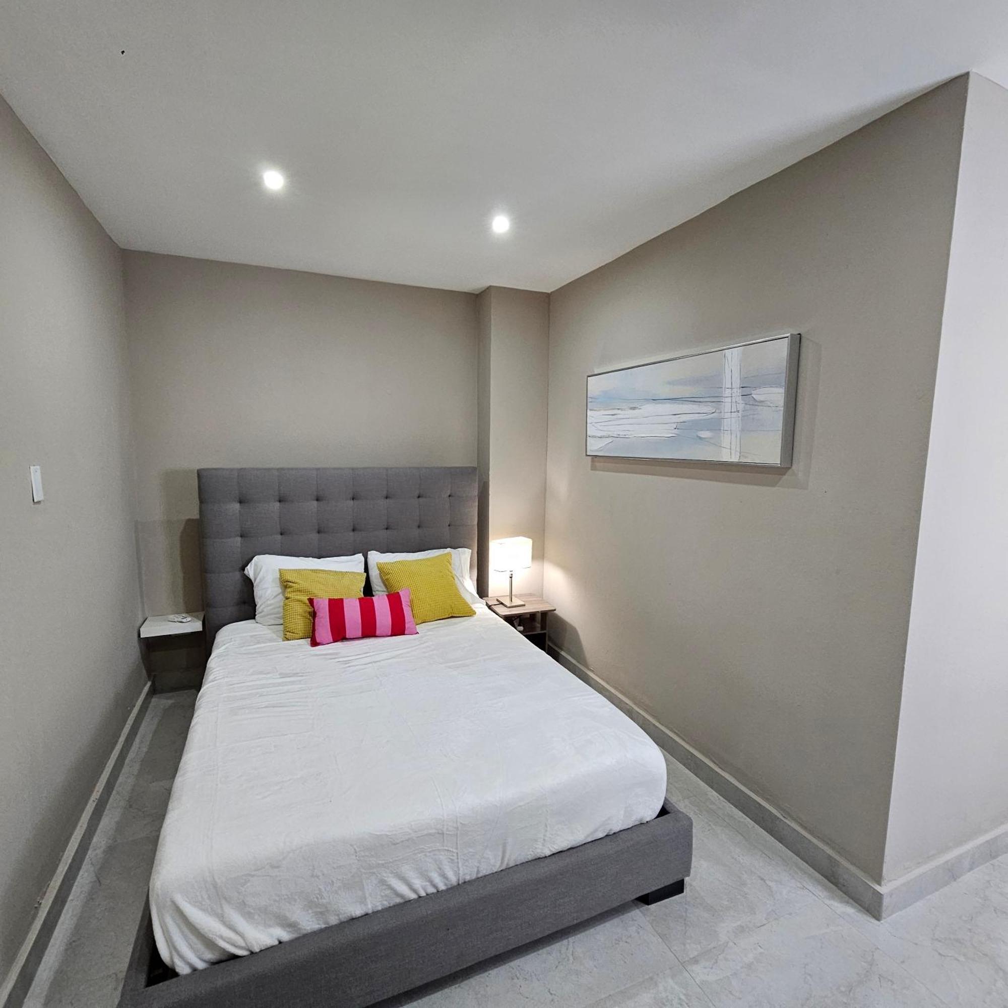 Latitude Adjustment Apartment ซานฮวน ภายนอก รูปภาพ