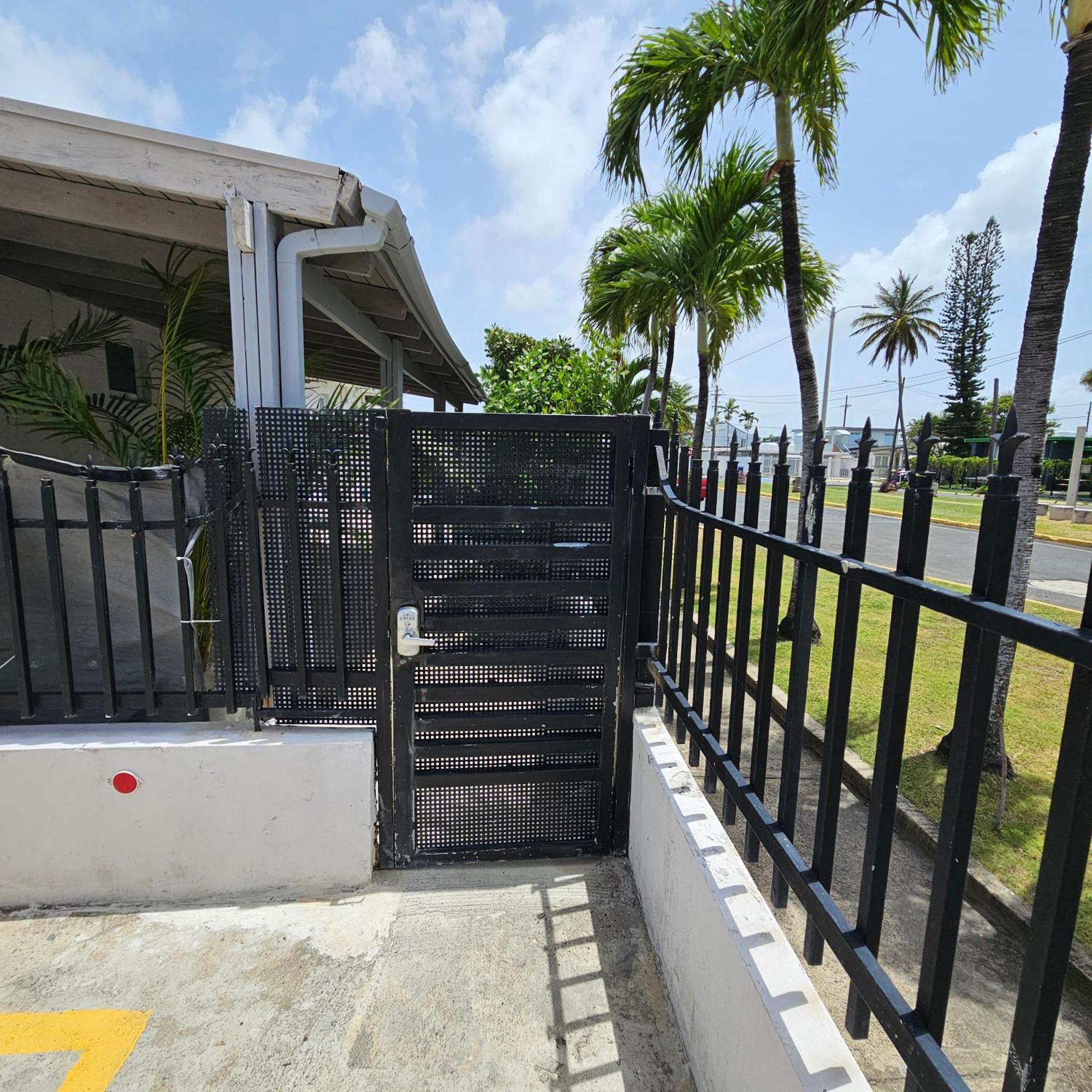 Latitude Adjustment Apartment ซานฮวน ภายนอก รูปภาพ