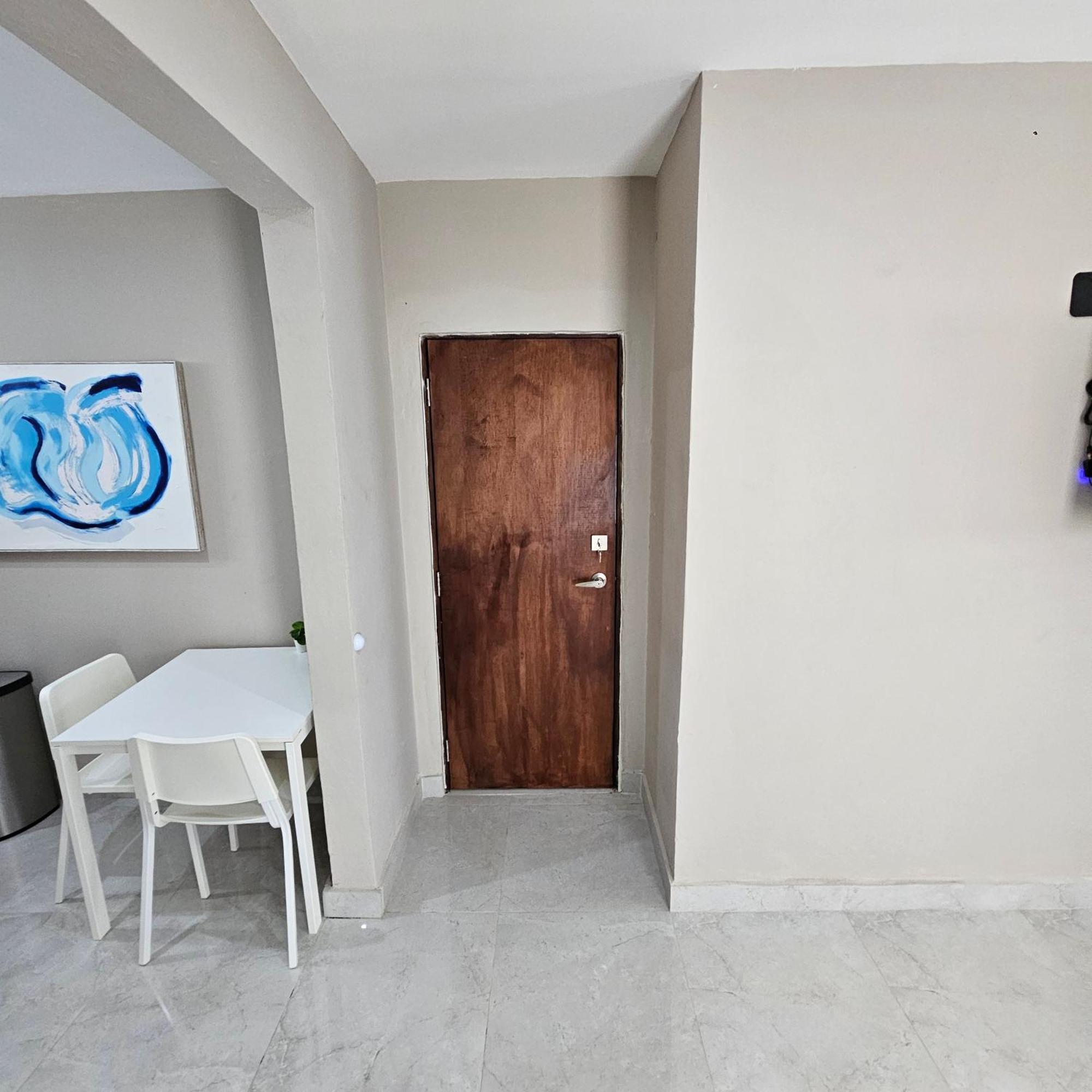 Latitude Adjustment Apartment ซานฮวน ภายนอก รูปภาพ